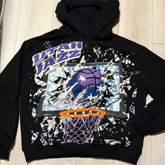 Woodn Grail Other - Men’s Woodn Grail Utah Jazz Black Graphic Pullover Hoodie Size Large